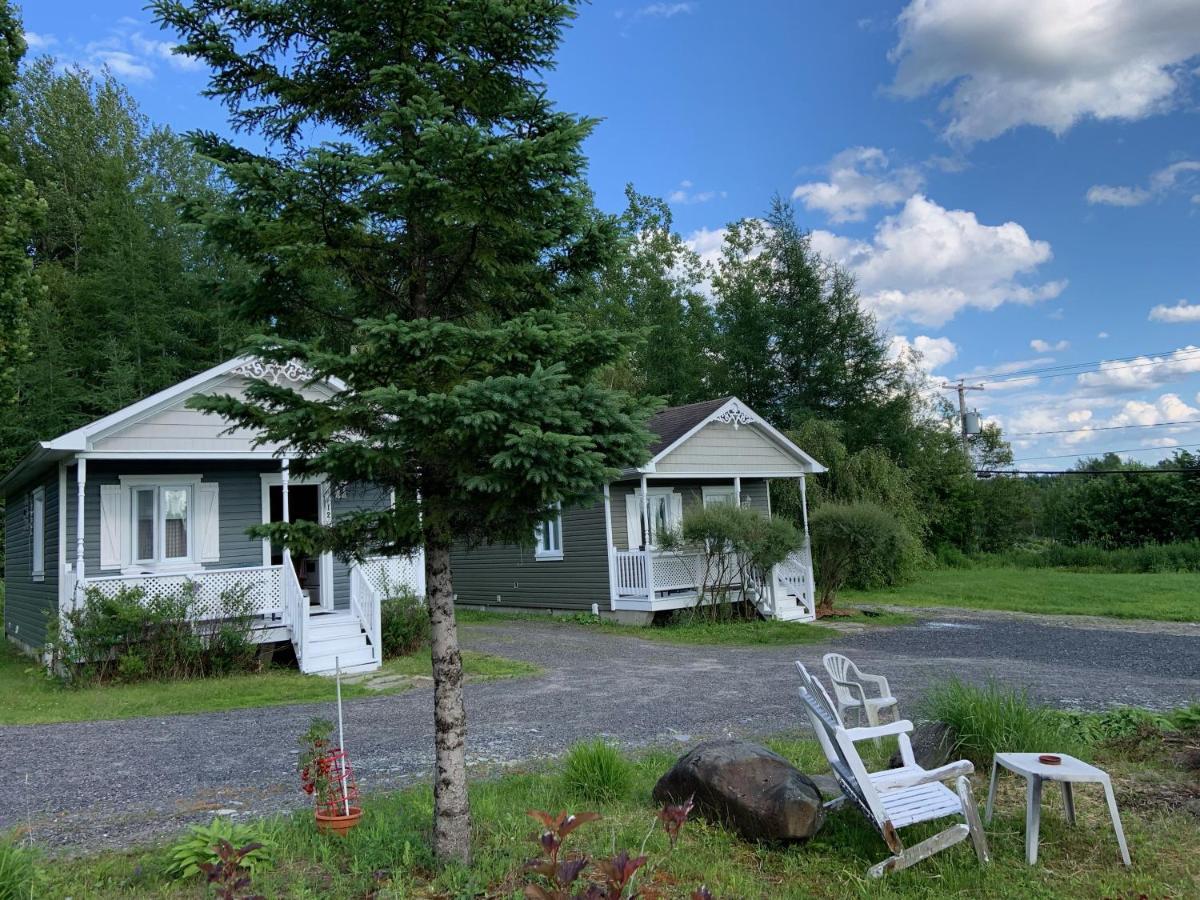 Motel & Chalets --Shefford-Waterloo- Habitation Forest Eksteriør billede